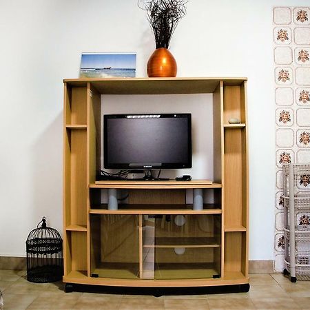 Apartamento T1, 50 Metros Da Praia Apartment Куартейра Екстериор снимка